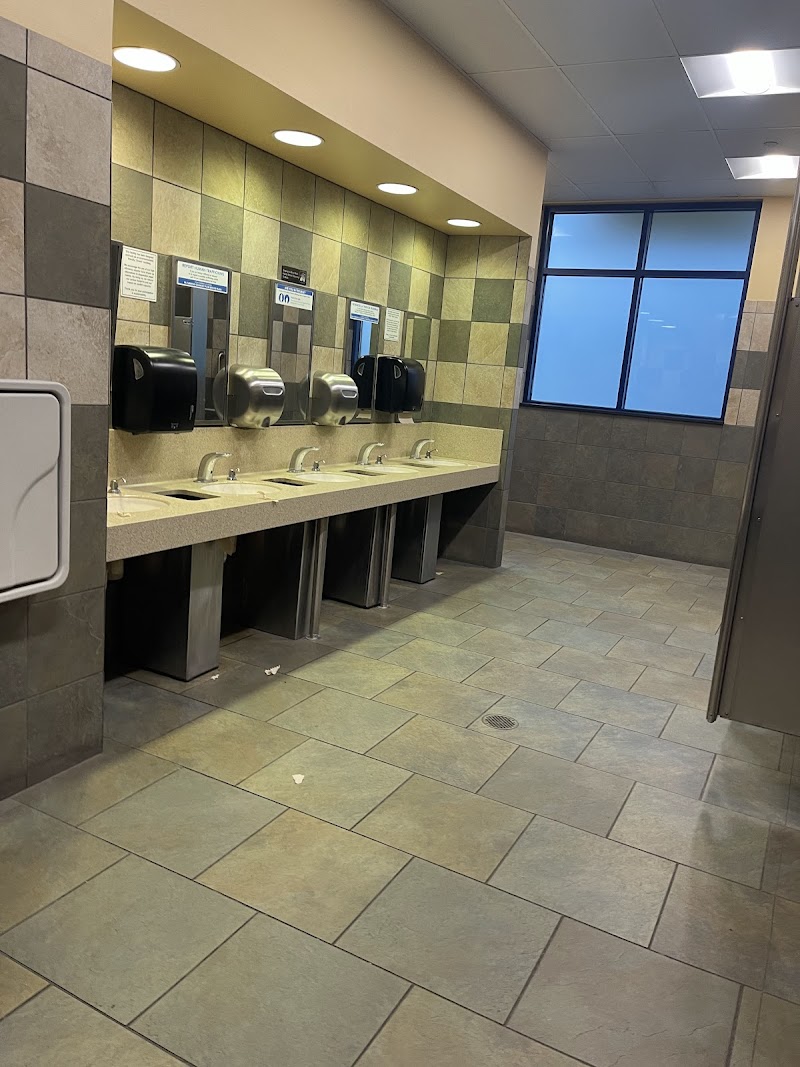 Oakmont Travel Plaza 3