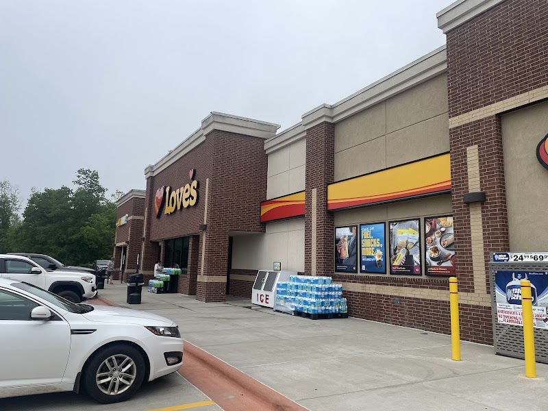 Love's Travel Stop — truck parking location