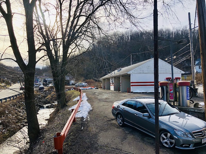 Becks Run Car Wash — truck parking location