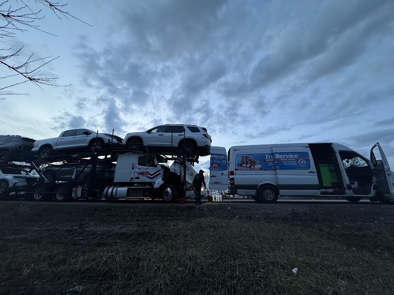 Mobile Semi Truck & Tráiler | Road Service — truck parking location
