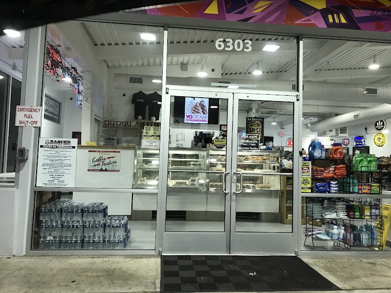 Cameron Xpress Mart — truck parking location