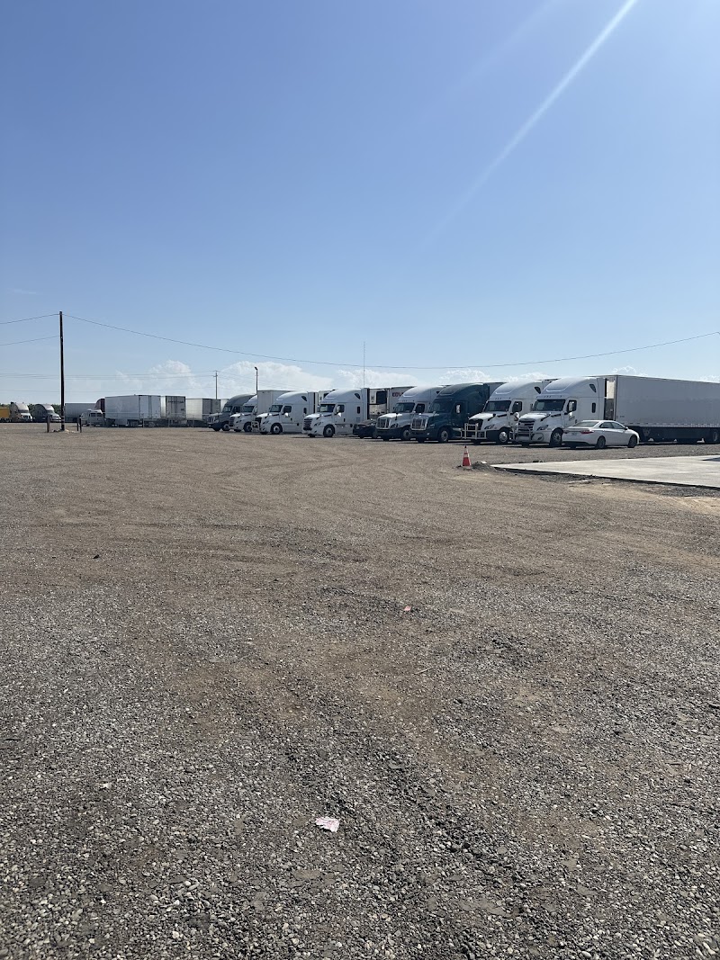 Dullet Truck Parking — truck parking location