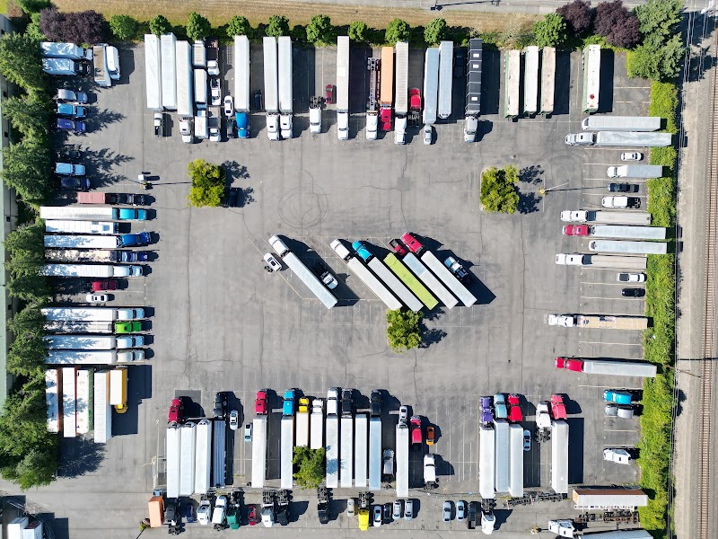 Flame Truck Parking – Auburn (Ron Crockett Dr • Emerald Downs area) — truck parking location