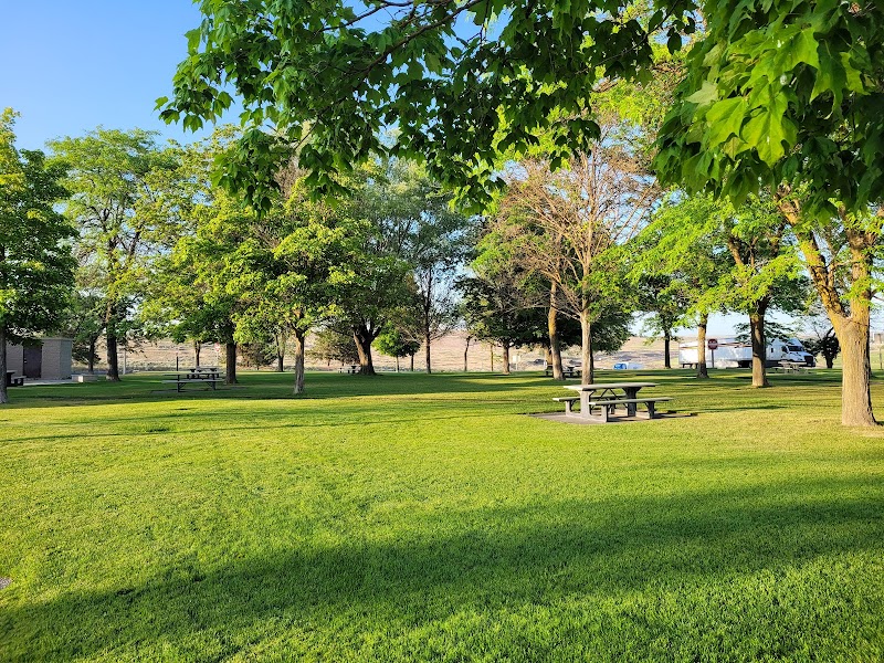 Sprague Lake Safety Rest Area Westbound — truck parking location
