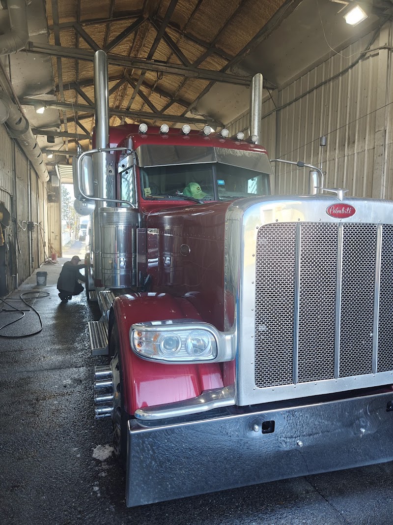Spokane Truck Wash — truck parking location