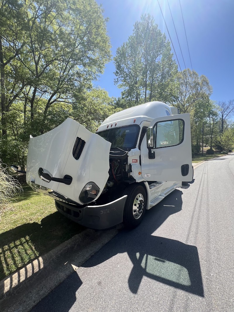 Highway Diesel Roadside — truck parking location