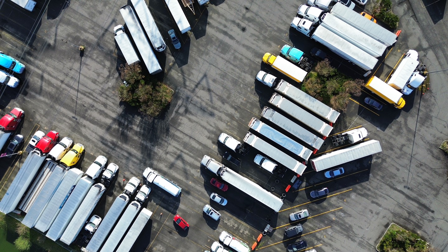 Truck parking in Seattle
