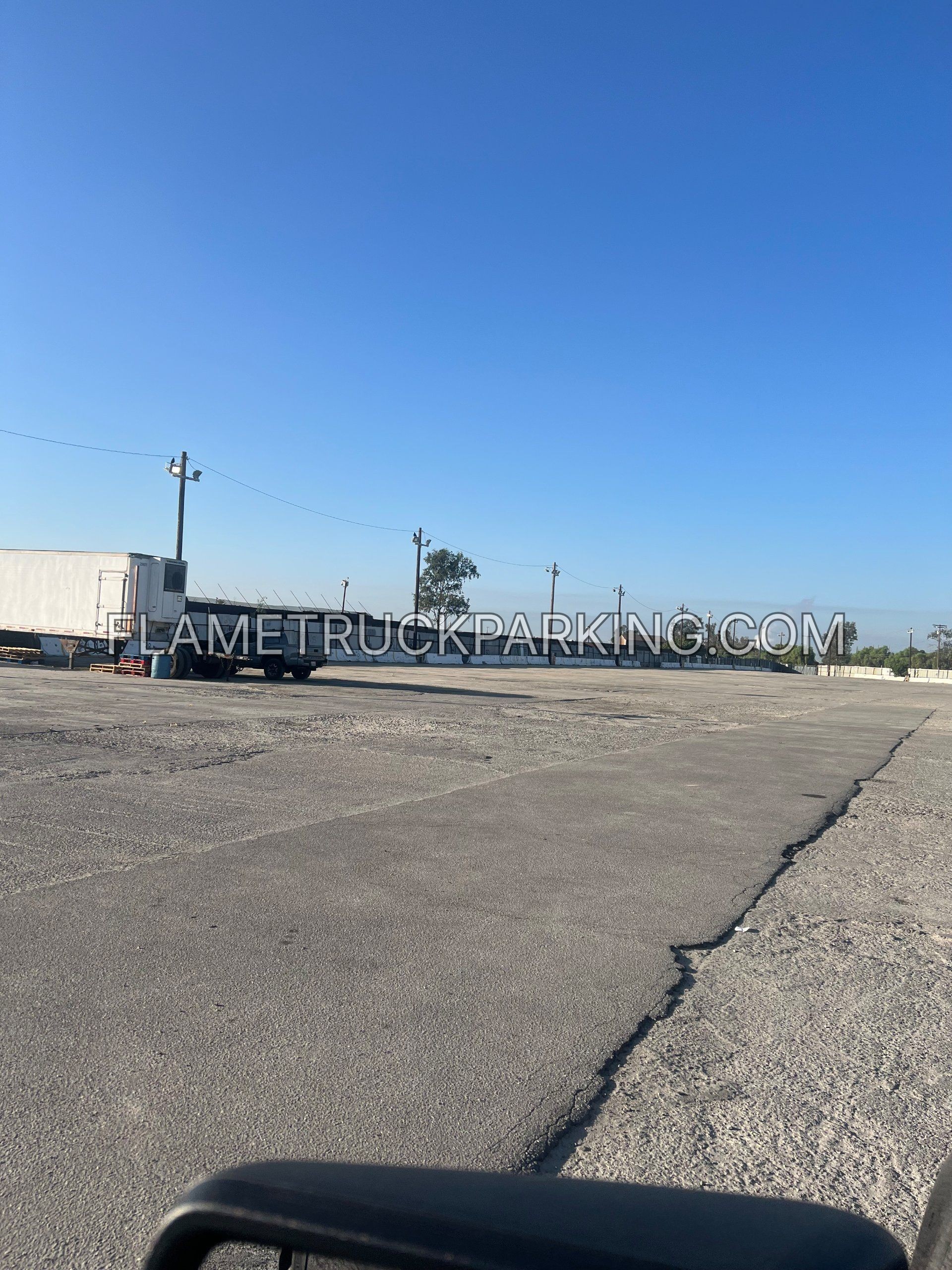 ATS Truck Stop - Los Angeles Truck Parking - Daily and Monthly photo 8